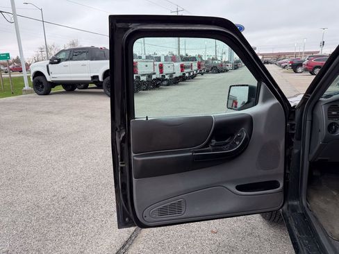 Used 2010 Ford Ranger XLT image 11