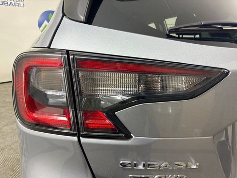Used 2025 Subaru Outback Premium w/ Popular Package #1A image 8