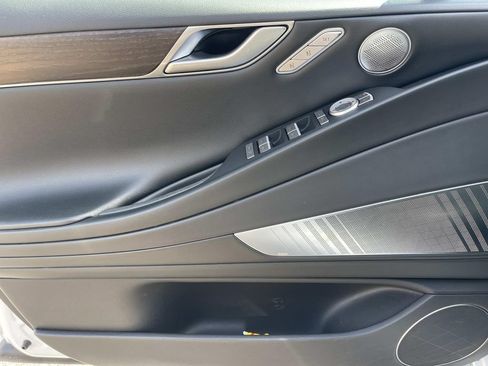 Used 2022 Genesis G80 2.5T w/ Advanced Package RWD image 27