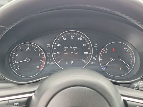 Used 2025 MAZDA MAZDA3 s FWD image 9