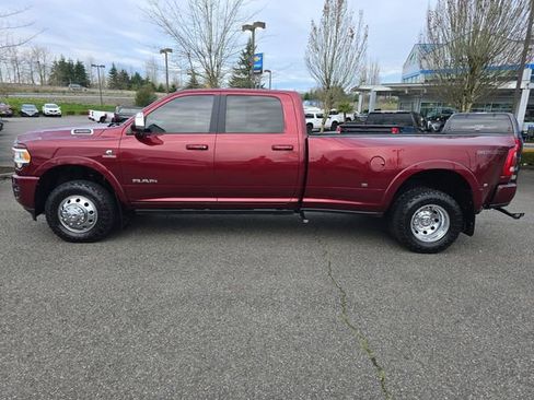 Used 2020 RAM 3500 Laramie image 3