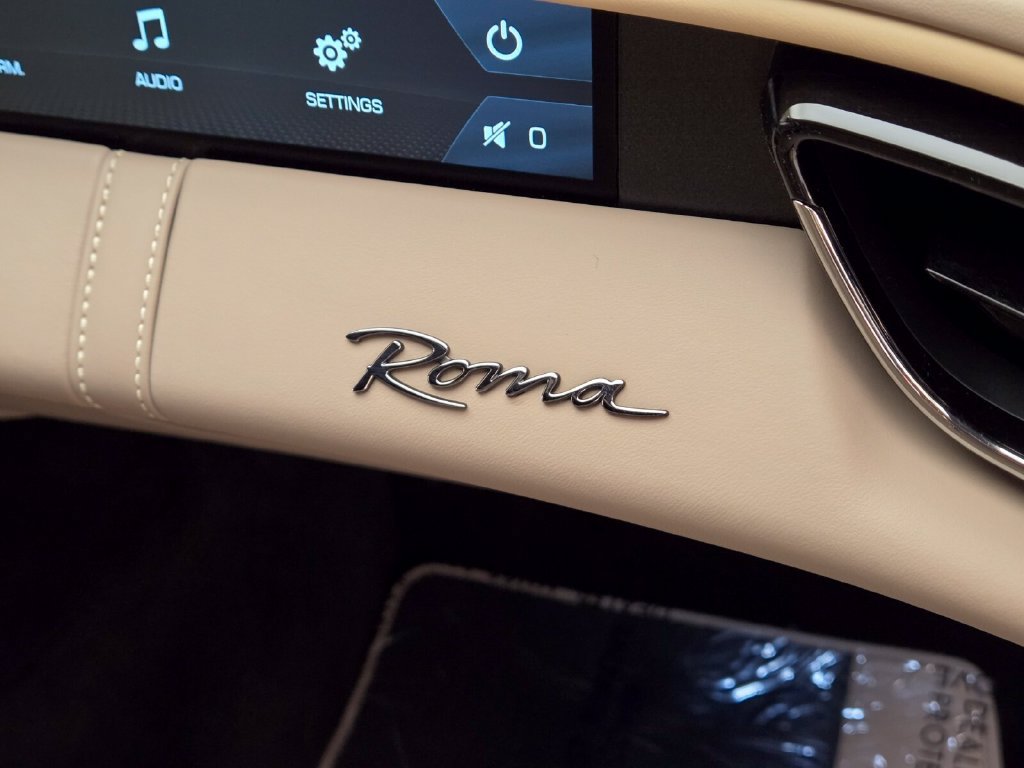Used 2022 Ferrari Roma RWD image 26