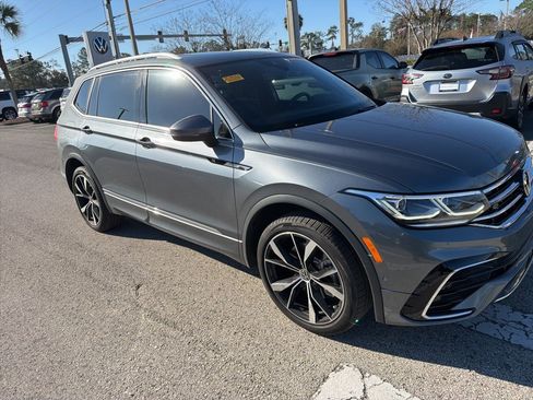 Certified 2023 Volkswagen Tiguan SEL R-Line image 14