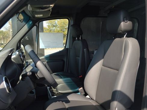 New 2026 Mercedes-Benz Sprinter 2500 image 13