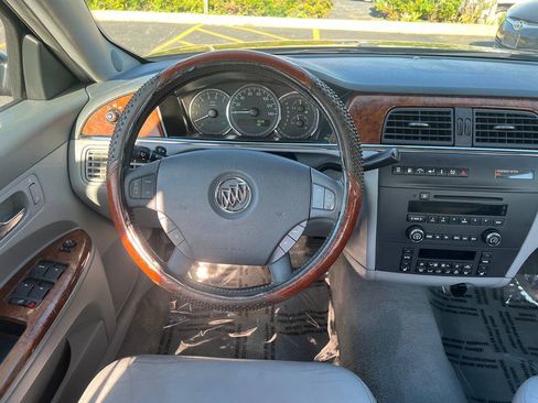 Used 2006 Buick LaCrosse CXL w/ Driver Confidence Package FWD image 31
