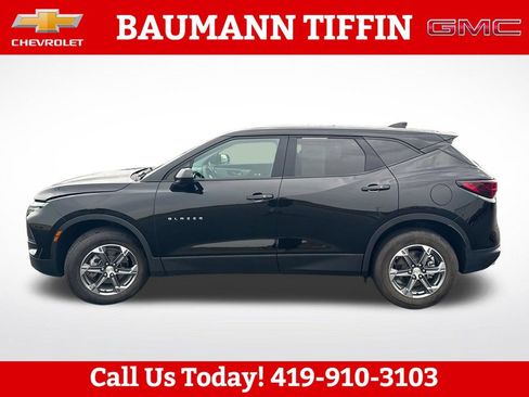 Used 2025 Chevrolet Blazer LT FWD image 6