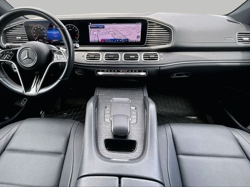 Used 2025 Mercedes-Benz GLE 450 4MATIC Coupe image 16
