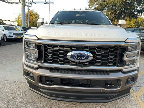 Used 2023 Ford F450 King Ranch w/ FX4 Off-Road Package image 3
