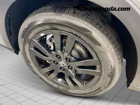 New 2026 Honda HR-V Sport image 11