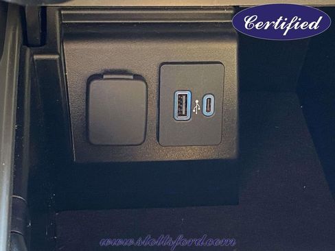 Certified 2022 Ford Explorer XLT w/ Equipment Group 202A AWD/4WD image 30