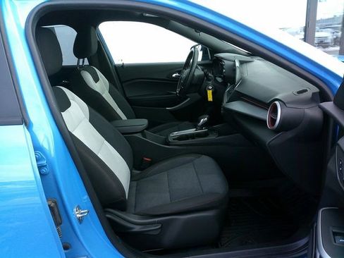 Used 2024 Chevrolet Trax RS w/ Driver Confidence Package FWD image 23