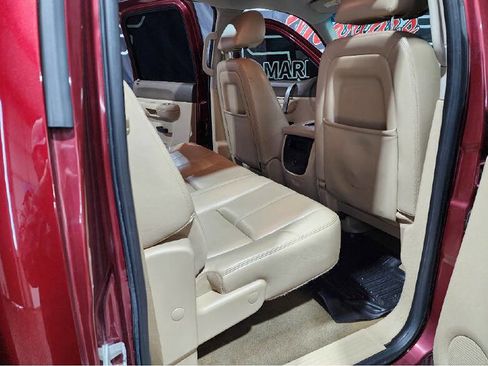 Used 2013 Chevrolet Silverado 2500 LT w/ Interior Plus Package image 12