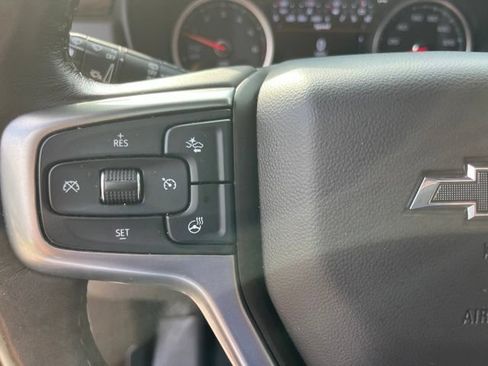 Used 2021 Chevrolet Tahoe Z71 w/ Z71 Off-Road Package AWD/4WD image 20