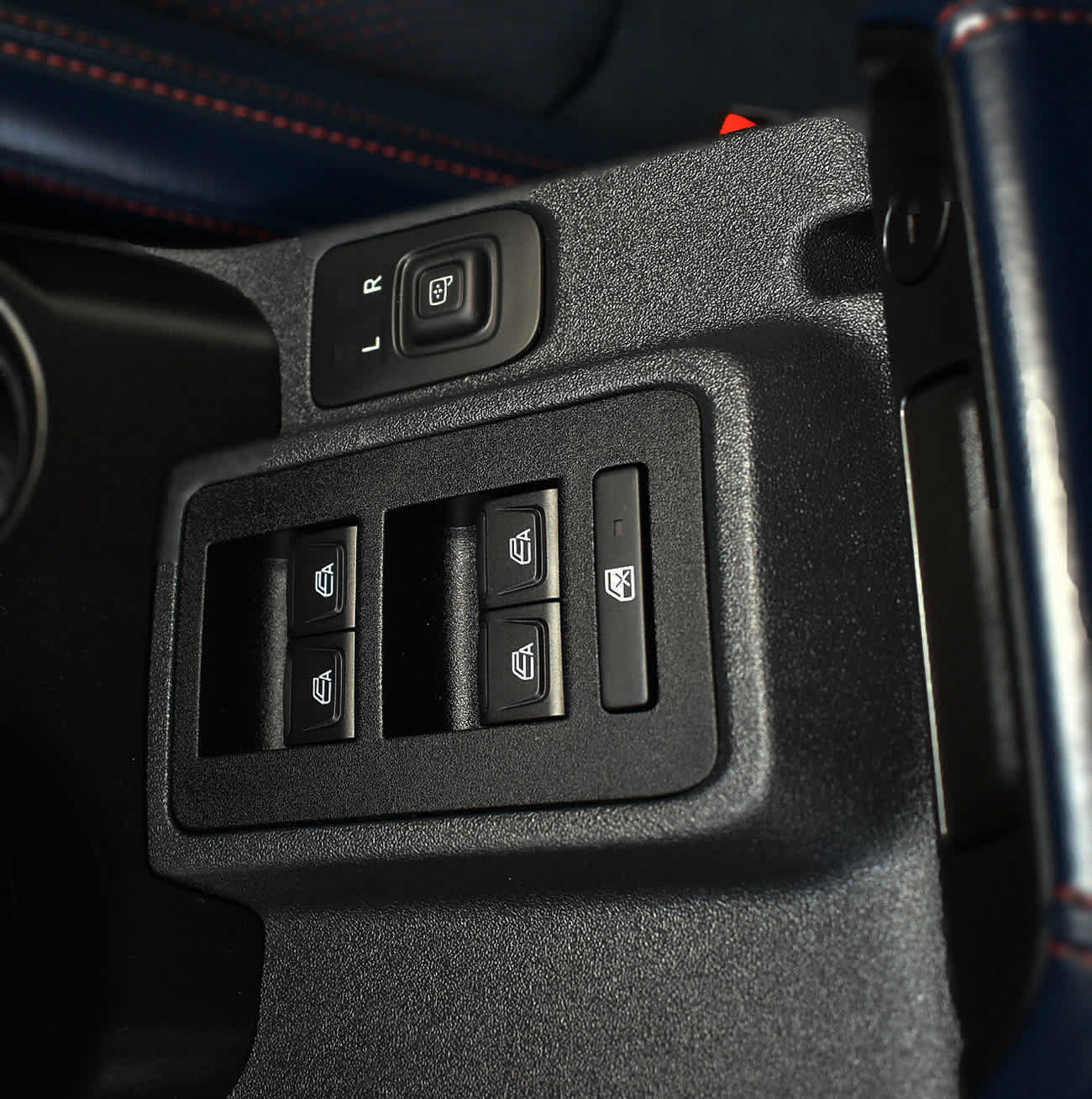Used 2023 Ford Bronco Raptor AWD/4WD image 36