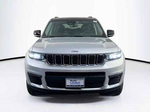 Used 2021 Jeep Grand Cherokee L Limited image 2