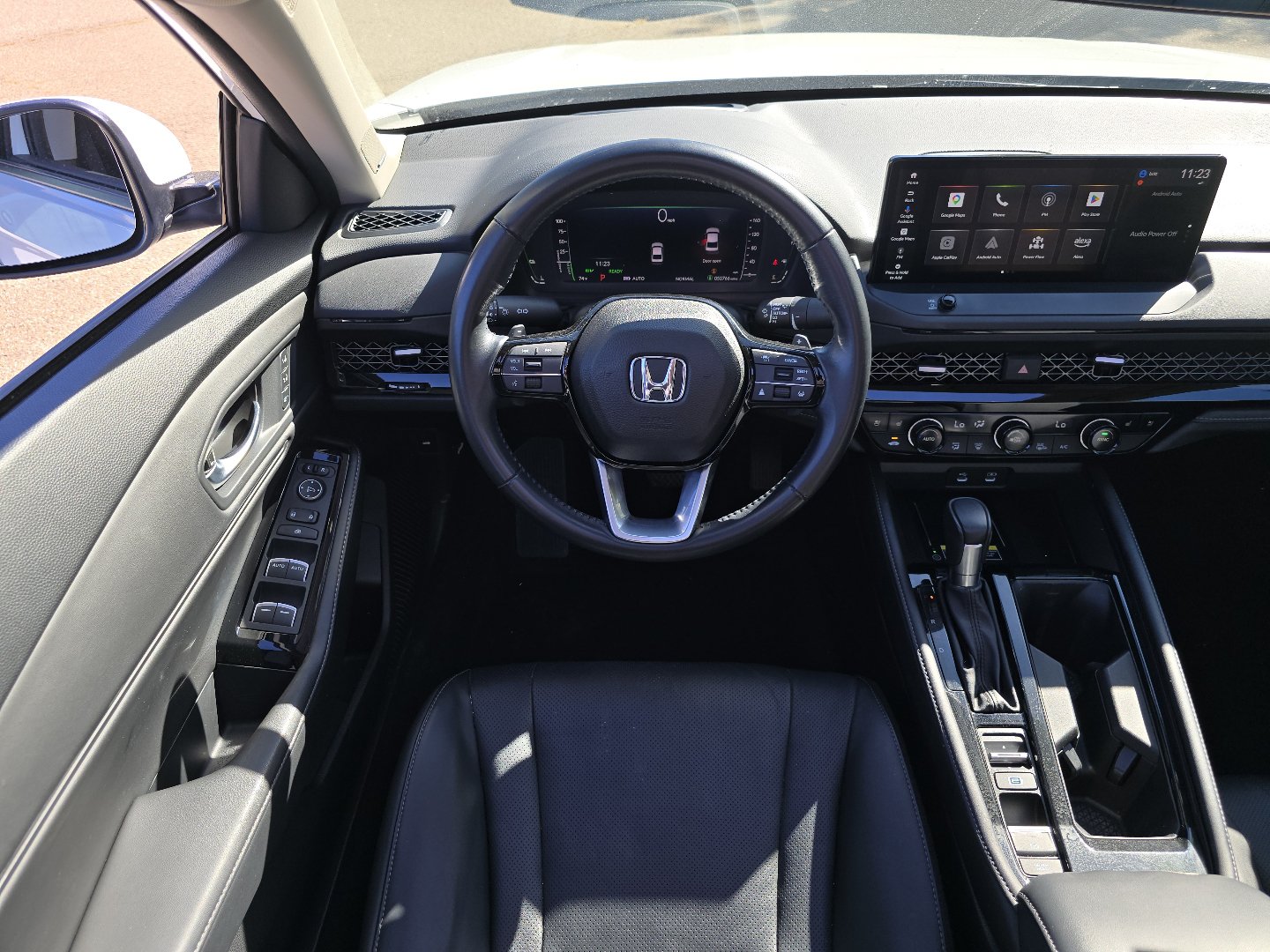 Used 2024 Honda Accord Touring image 25