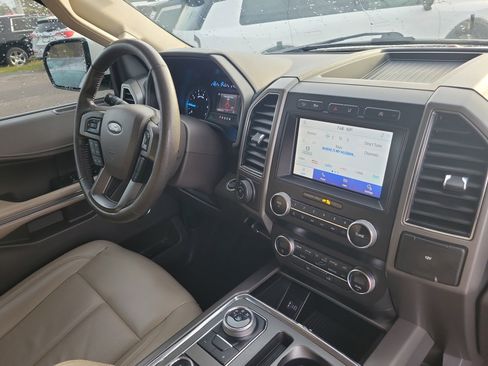 Used 2020 Ford Expedition XLT w/ FX4 Off-Road Package image 7