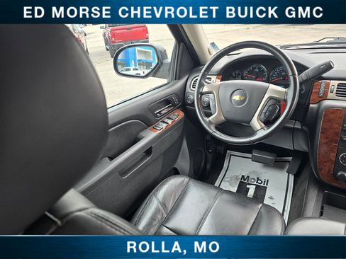 Used 2014 Chevrolet Tahoe LT w/ Luxury Package AWD/4WD image 22