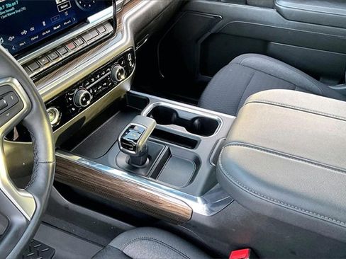 Used 2024 Chevrolet Silverado 1500 LT w/ Z71 Off-Road Package image 15