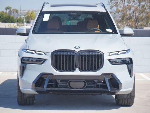 New 2026 BMW X7 xDrive40i w/ M Sport Package image 2