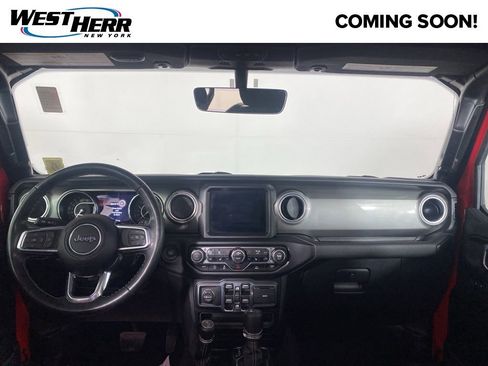 Used 2022 Jeep Wrangler Unlimited Sahara w/ Cold Weather Group AWD/4WD image 15