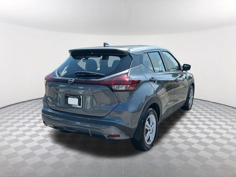 Used 2022 Nissan Kicks S w/ Interior Electronics Package FWD image 5