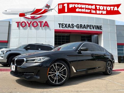 Used 2021 BMW 530i w/ Premium Package RWD image 1