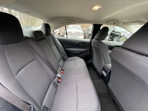 Used 2023 Toyota Corolla LE image 25