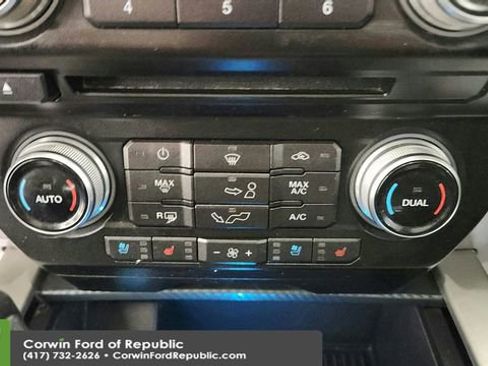 Used 2018 Ford F150 Lariat w/ Equipment Group 502A Luxury image 23