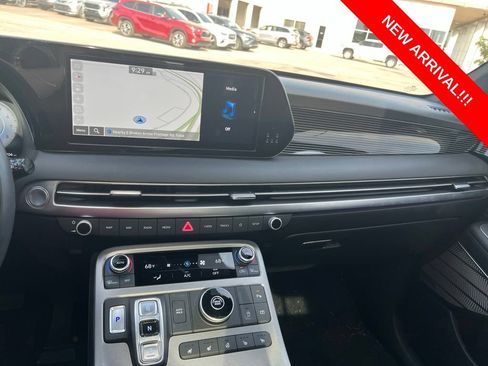 Used 2024 Hyundai Palisade Calligraphy FWD image 9