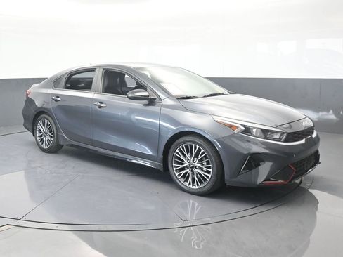 Used 2023 Kia Forte GT-Line image 8