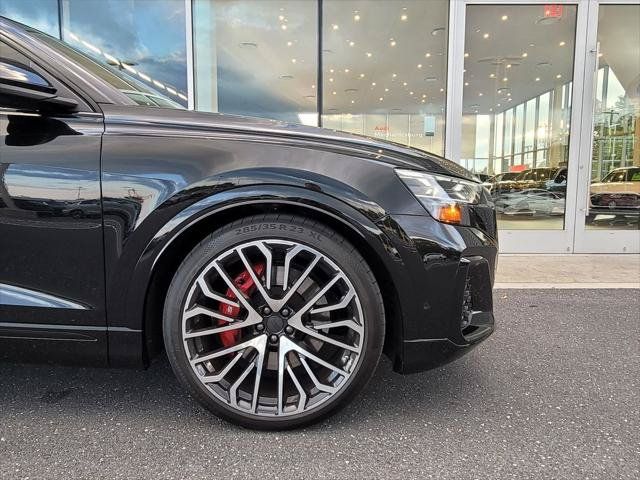Used 2026 Audi SQ8 Prestige w/ Prestige Package AWD/4WD image 3