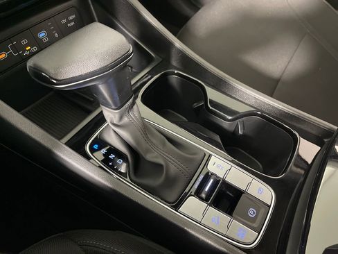 Certified 2025 Hyundai Tucson SEL FWD image 24