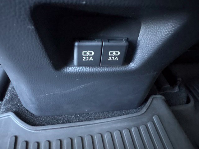 Used 2021 Toyota RAV4 Limited w/ Limited Grade Weather Package AWD/4WD image 34