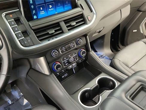 Used 2023 Chevrolet Tahoe Z71 w/ Luxury Package image 40