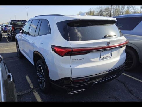 Used 2025 Buick Enclave Sport Touring w/ Trailering Package, 5000 lbs. AWD/4WD image 2