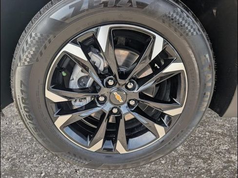 Used 2022 Chevrolet TrailBlazer LT w/ LPO, Blackout Package FWD image 19