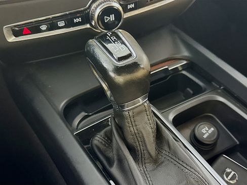 Used 2019 Volvo S60 T6 Inscription image 20