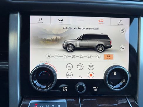 Certified 2019 Land Rover Range Rover Autobiography image 19