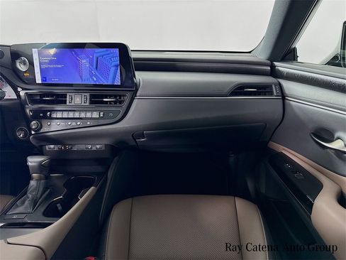 Certified 2023 Lexus ES 250 w/ Premium Package image 25
