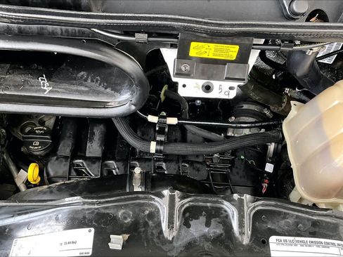 Used 2025 RAM ProMaster 2500 w/ Convenience Group FWD image 30