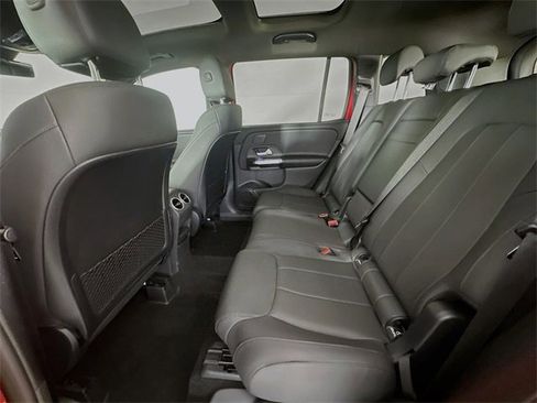 Certified 2025 Mercedes-Benz GLB 250 image 25
