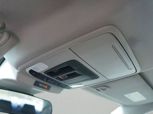 Certified 2024 Honda Accord EX image 28