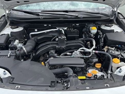 Used 2025 Subaru Outback Limited AWD/4WD image 16
