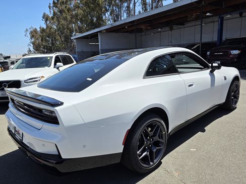 New 2026 Dodge Charger Scat Pack w/ Blacktop Package AWD/4WD image 5