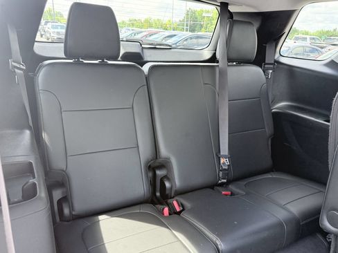 Used 2019 Chevrolet Traverse LT w/ LT Premium Package AWD/4WD image 14