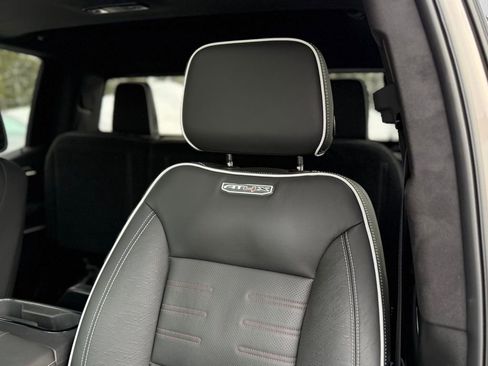 Used 2026 GMC Sierra 1500 AT4X image 10