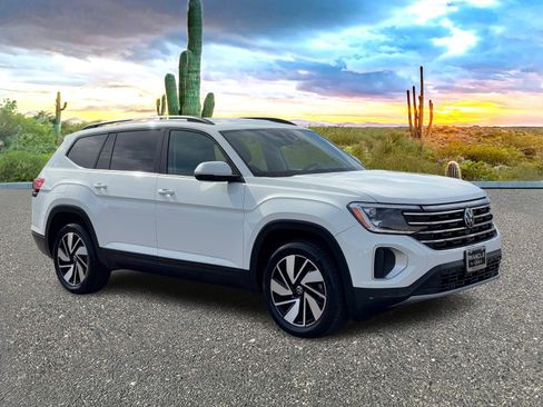 Used 2024 Volkswagen Atlas SE image 7