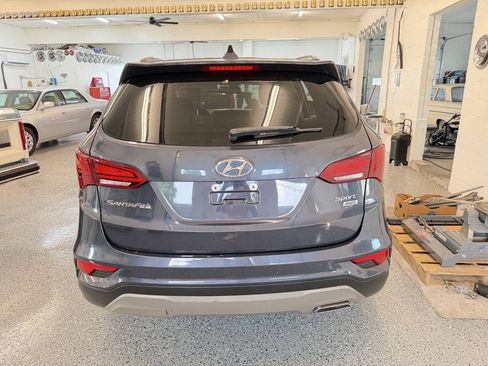 Used 2017 Hyundai Santa Fe Sport AWD/4WD image 3