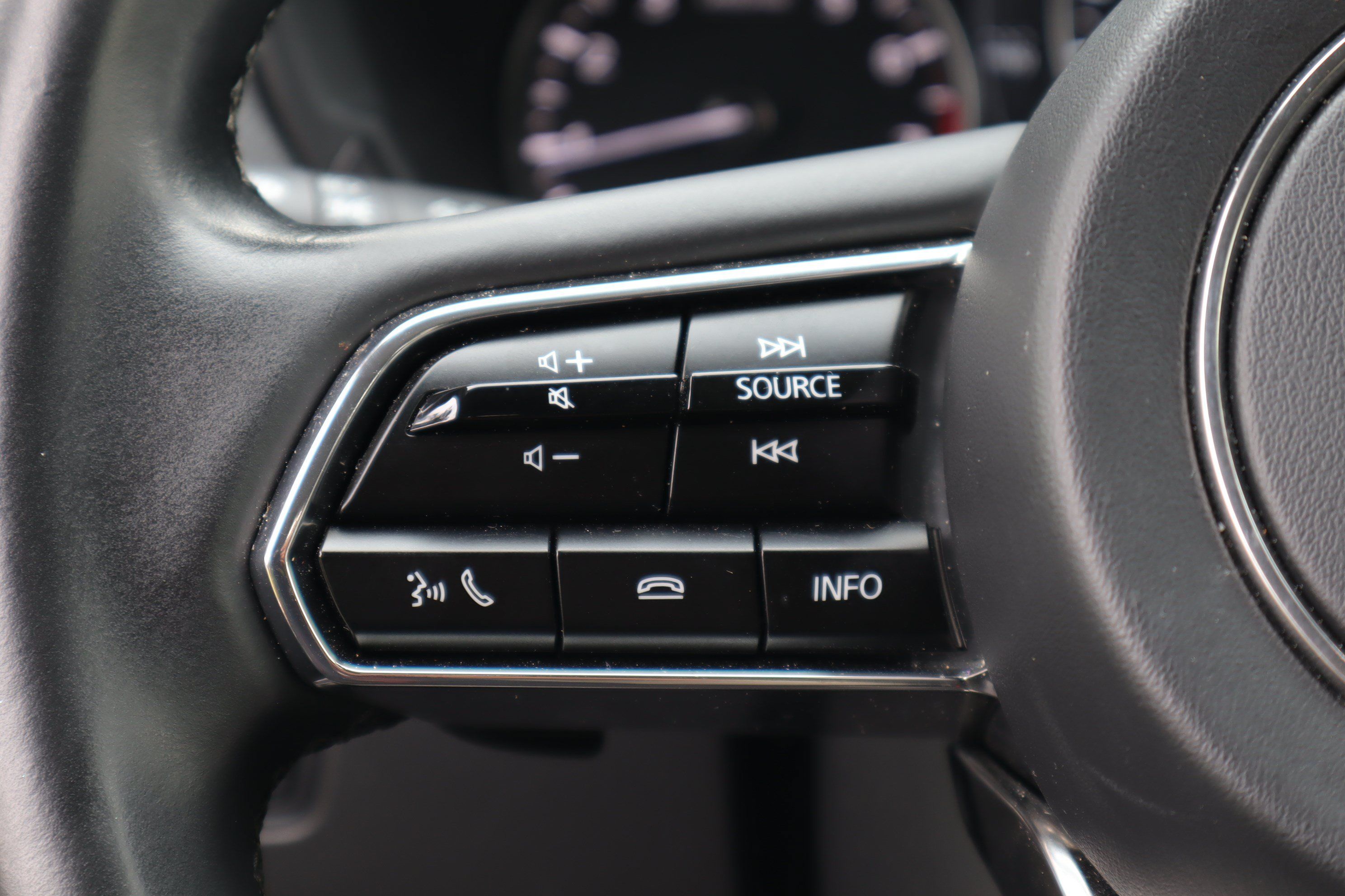 Certified 2024 MAZDA CX-90 3.3 Turbo w/ Preferred Plus AWD/4WD image 18
